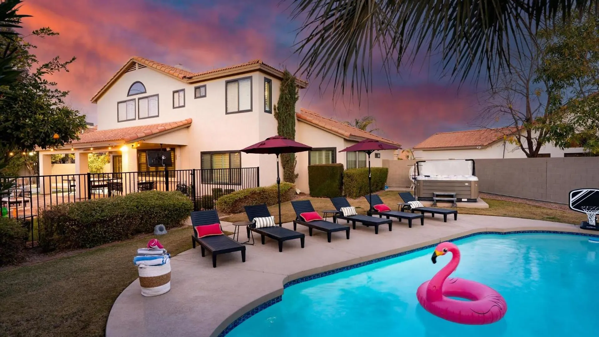 Dom wakacyjny Epic Family Home Pool Slide Putt Putt Theatre Room Phoenix