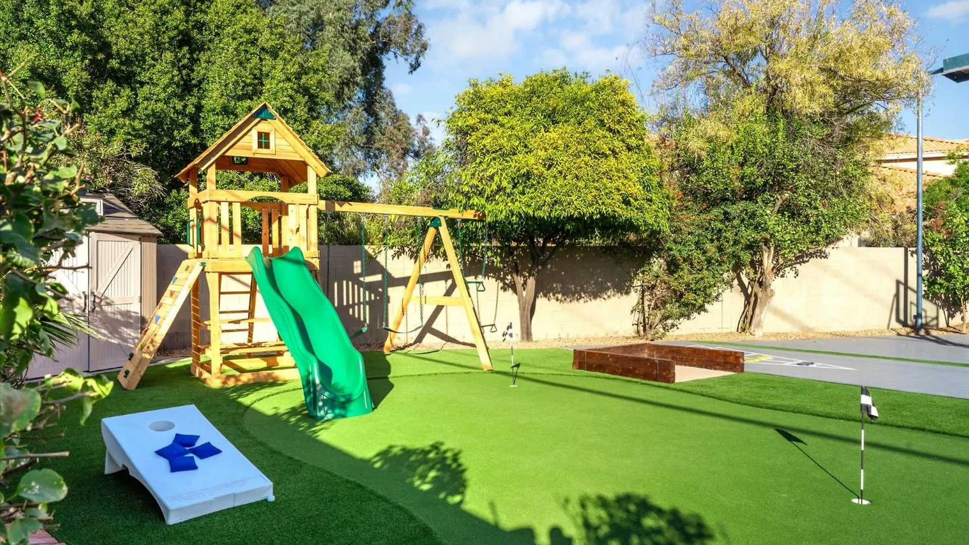 Epic Family Home Pool Slide Putt Putt Theatre Room Phoenix 0*,  Stany Zjednoczone Ameryki