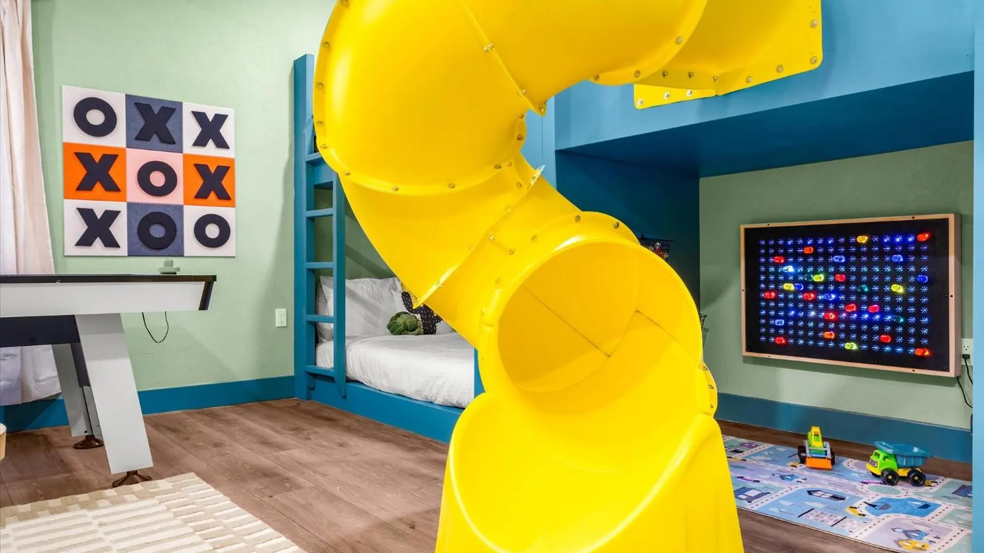 Epic Family Home Pool Slide Putt Putt Theatre Room Phoenix Dom wakacyjny